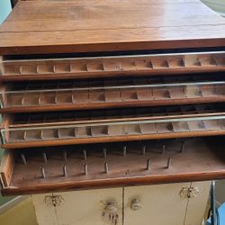 Beautiful Antique Oak 4 Drawer Spool Cabinet