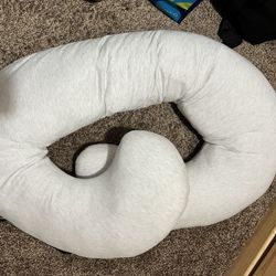 Pregnancy pillow 