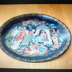 Vintage Black & Gold Decorative Plate – Unique Wall Art – Story Design