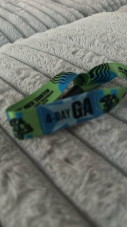 15 4 Day Ga Available 