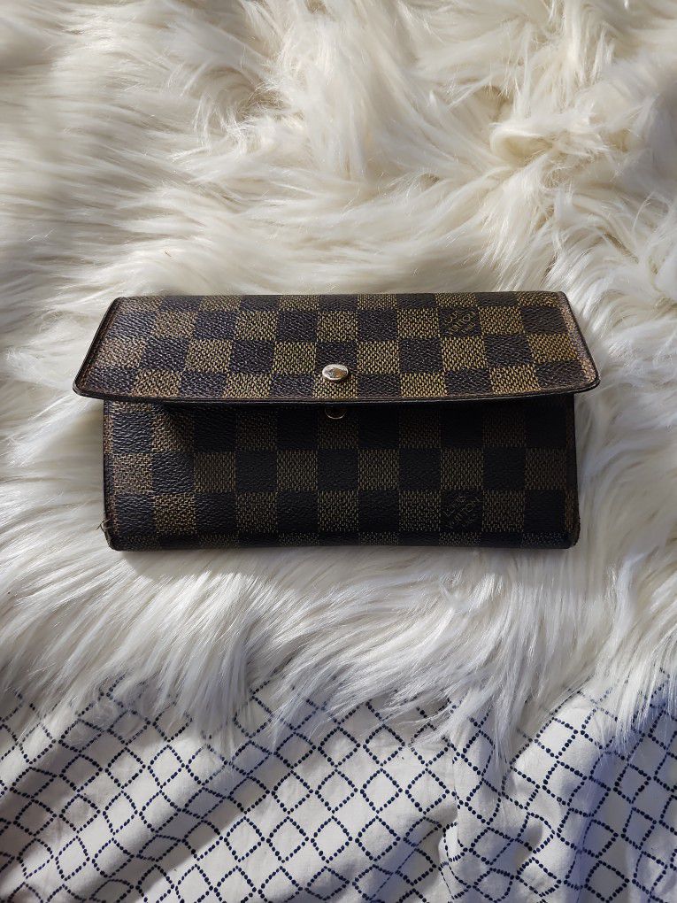 Authentic Lv Wallet Don't Used It Anymore for Sale in Compton, CA - OfferUp