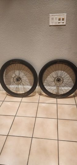 Carbon Fiber Wheelset 700c Lamborghini 