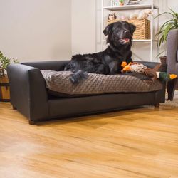 Dog bed black new Size: Large (40 W x 23 D x 13 H)