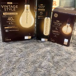 Vintage Style, Amber Glass Warm Candle Lights.