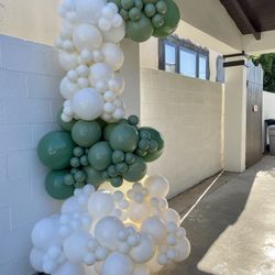 Balloon Garlands