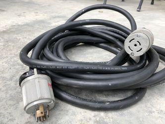 CABLE 5 PINS 30 FEET LONG 250 v 20 amp