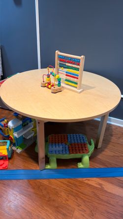 Wooden sturdy Toddler table