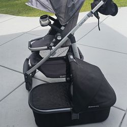 CRUZ stroller with bassinet 