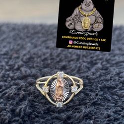 14k Gold Virgen Mary Ring 