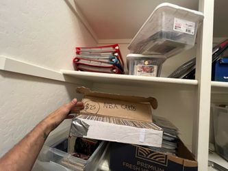 Tons of nba nhl nfl and baseball cards
