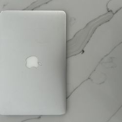 2018 Mackbook 