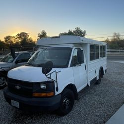 2000 Chevy Bus 