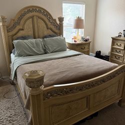 Queen 4-piece Bedroom Set