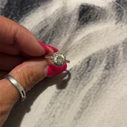 One Carat Moissanite Engagement Ring