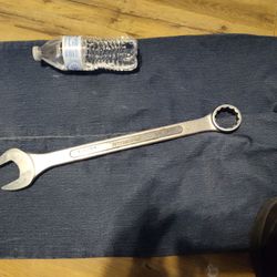 1-1/2  Oversized Heavyduty Wrench