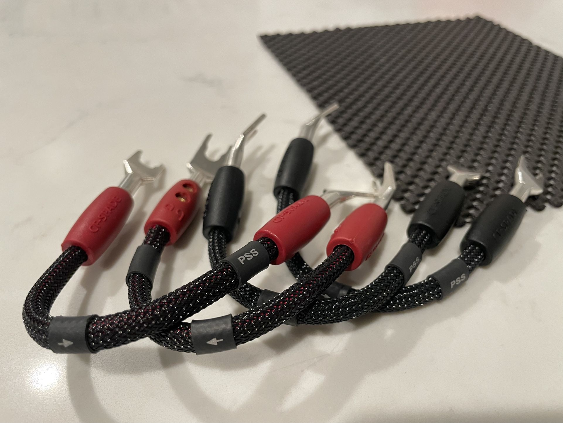 Audioquest BiWire Jumpers SILVER (PSS) Set of 4 for Sale in Covina