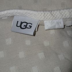 A Verity Of Towels Pairs  Or Single 