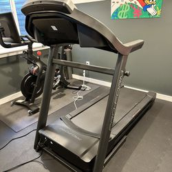 ProForm Sport 5.5 Treadmill – Like New, Barely Used