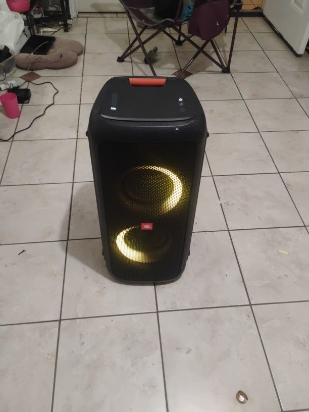 PARTY Box 300