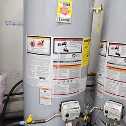 Brand New AO Smith 20 Gallon Gas Water Heater Boiler W/ 1 Year WTY (contact info removed) 