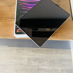 iPad Pro 12.9 Inch 6th Generation 128gb WiFi + Cellular 