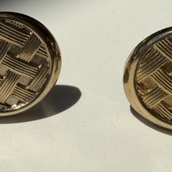 Vintage Gold Tone Lattice Design Round Cufflinks.