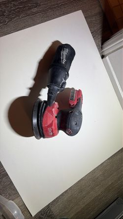 Milwaukee Fuel Cordless Random Orbit Sander