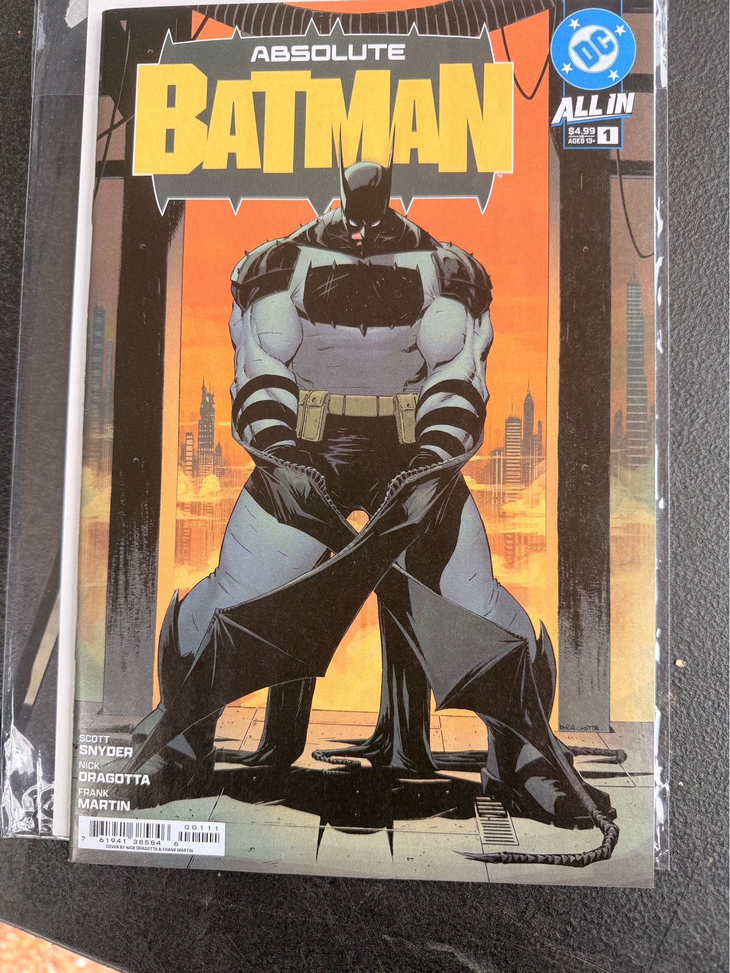 Absolute Batman first print, Cover A