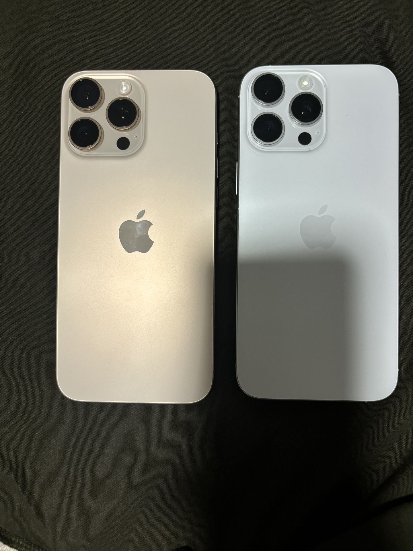 iPhones 16 Pro Max 