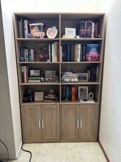 Wood Grain Finish Bookcase with Bottom Cabinets