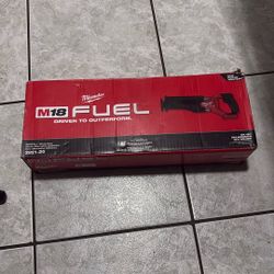 Milwaukee Sawzall M18 