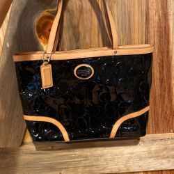 Coach pattern Leather Signature Embossed Small