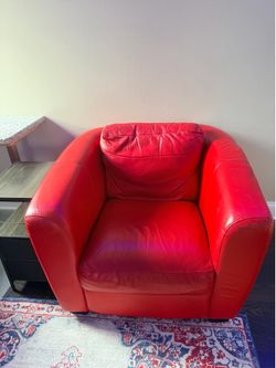 Urgent sale- Sofa Set