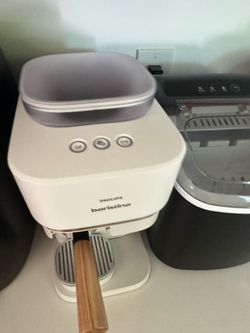 Phillips baristina Coffee machine
