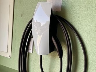 Tesla Stand Wall Connector Gen 3