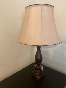 Table lamp