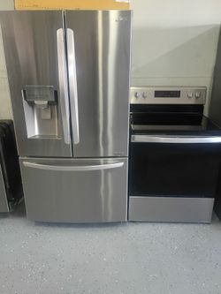 Fridge and stove, Delivery available
