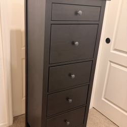 Hemnes Dresser