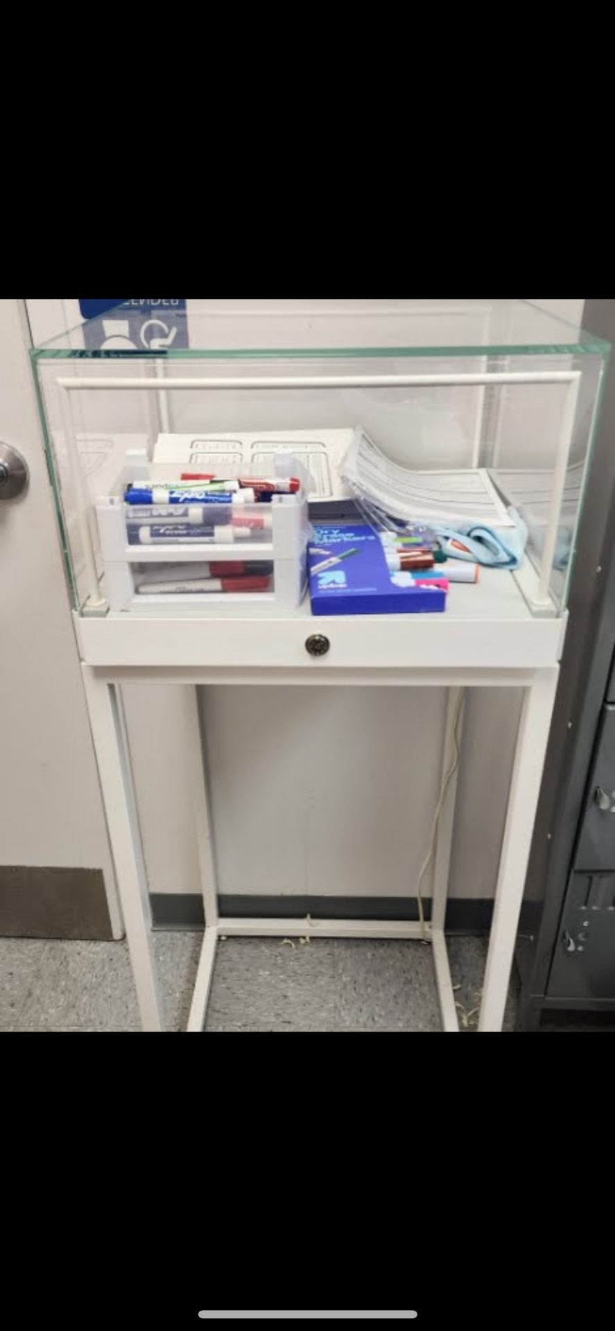 Pandora Jewelry LED Display Cases