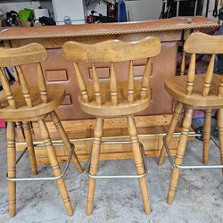  Bar With 3 Stools