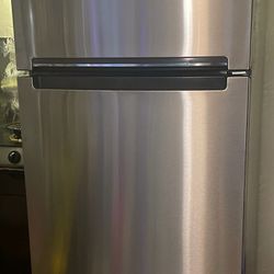 World pool refrigerator stainless steel.