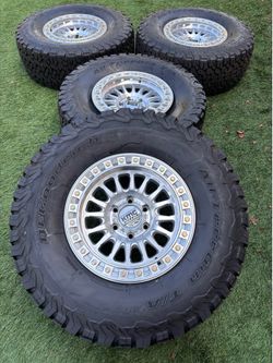 315/70/17 KMC New Chevy Silverado 1500 wheels and tires
