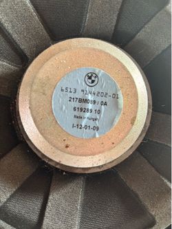BMW E90 E92 E93 OEM HiFi Underseat Subs – Excellent Condition