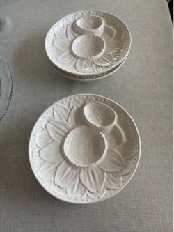 Set of 4 Neuwirth Portugal White Ceramic Floral Serving Platters with Center Bowl