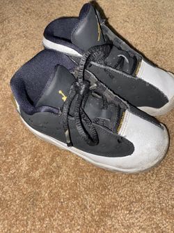 Size 8 Jordan 13s for kids