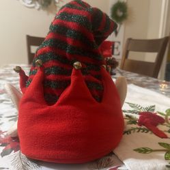 ELF MUSICAL HAT