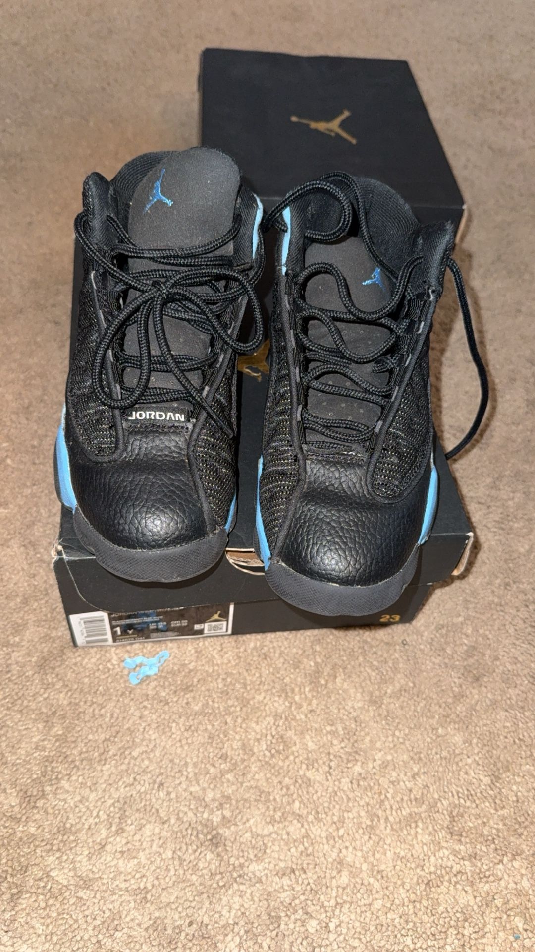 Black University Jordan 13