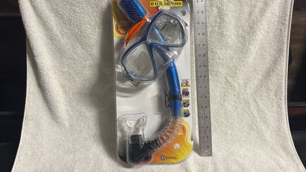 U.S. Divers Adult Snorkel and Mask Set