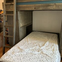 Wrangler Loft Twin Bunkbed And Dresser From Jerome’s Furniture 
