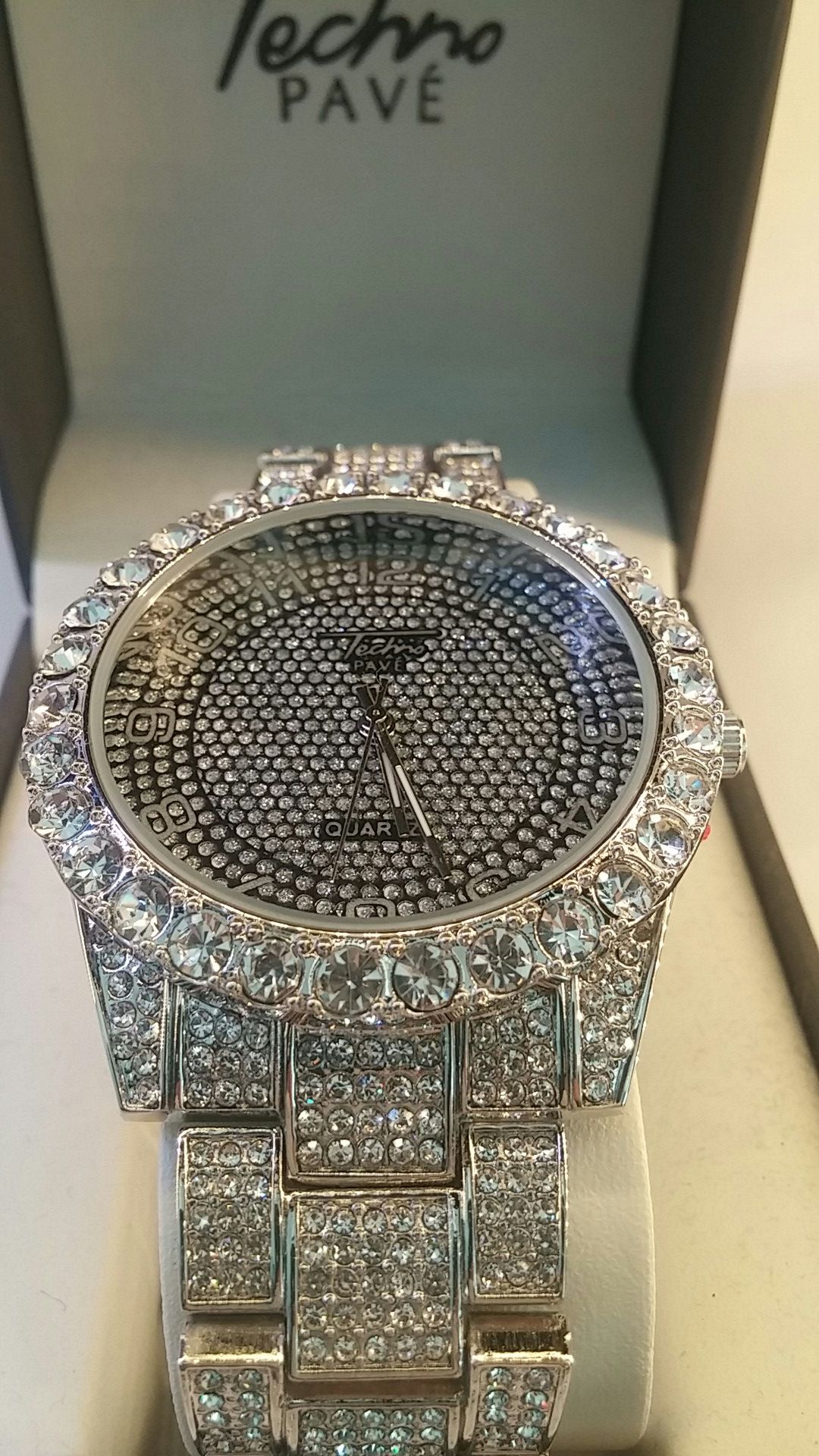 Techno pave fashion watch